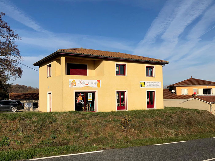Le cabinet d'architecte Choulet &agrave; Saint-Romain-de-Popey dans le Rh&ocirc;ne
